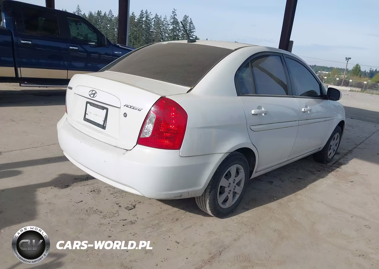 2011 Hyundai Accent Gls VIN:KMHCN4AC3BU612053 - 4