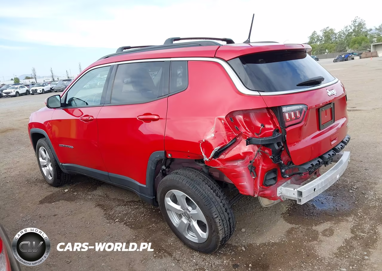 2018 Jeep Compass Latitude Fwd VIN:3C4NJCBBXJT227297 - 3