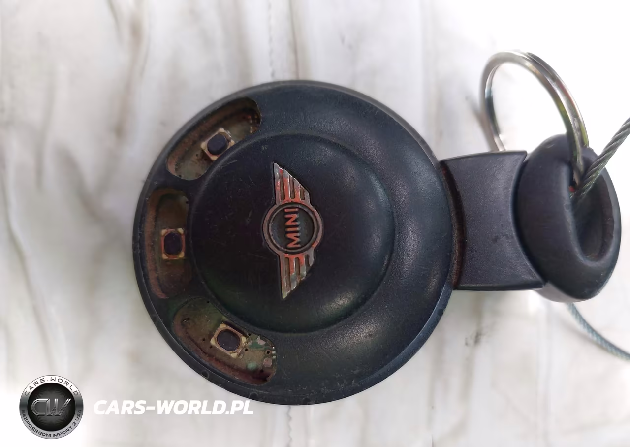2009 Mini Cooper VIN:WMWMR33569TJ93909 - 11