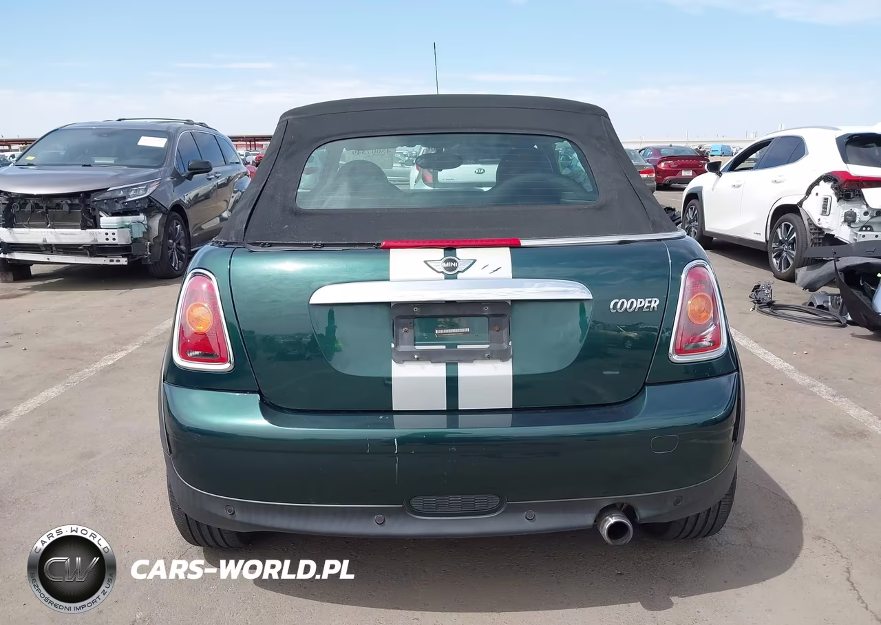 2009 Mini Cooper VIN:WMWMR33569TJ93909 - 17
