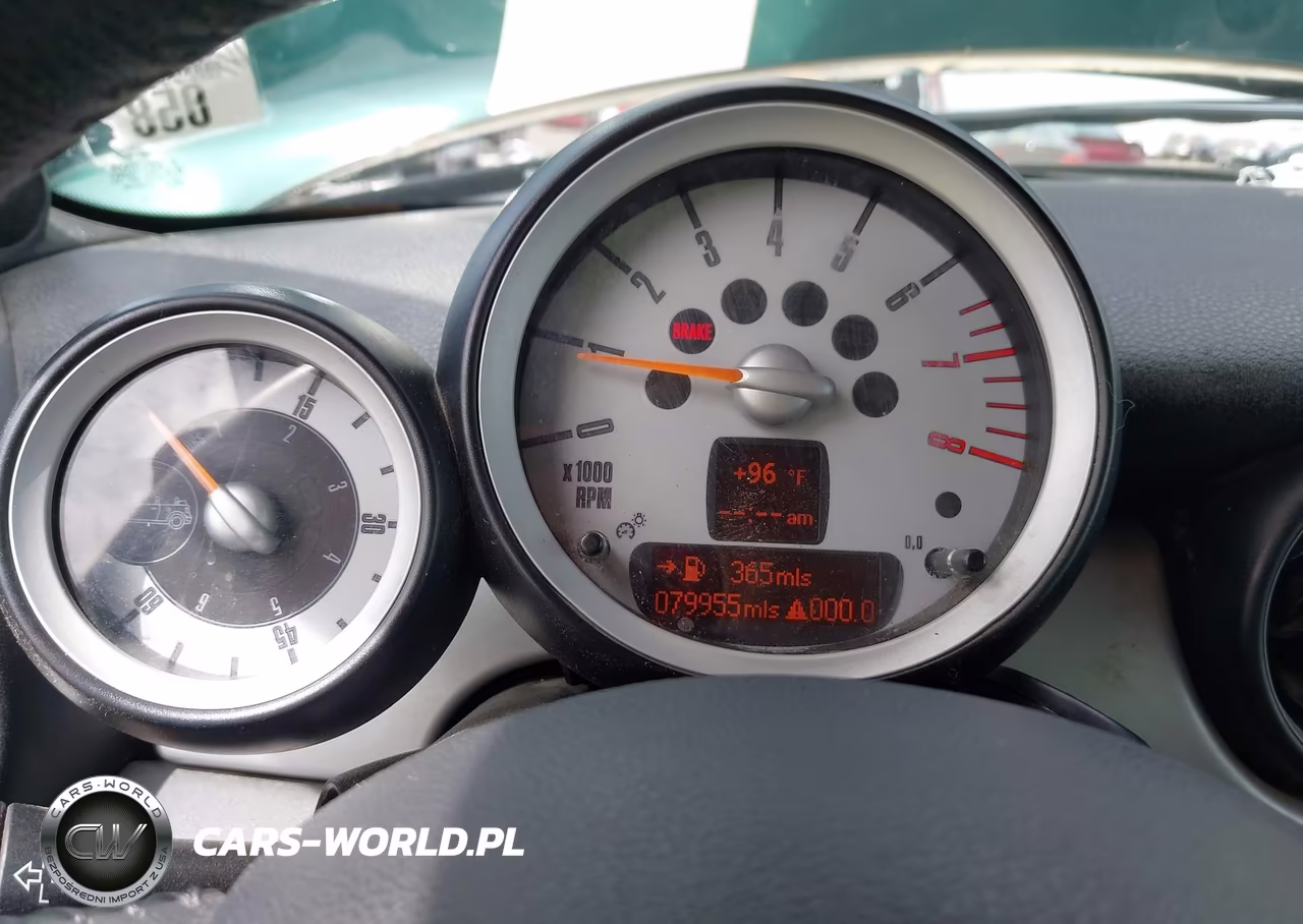 2009 Mini Cooper VIN:WMWMR33569TJ93909 - 7