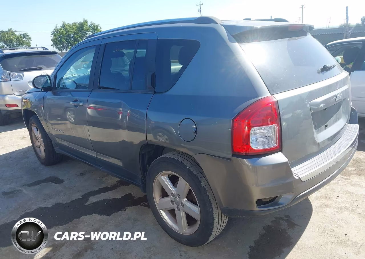 2012 Jeep Compass Limited VIN:1C4NJCCB3CD601840 - 3