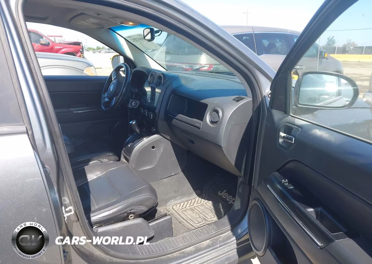 2012 Jeep Compass Limited VIN:1C4NJCCB3CD601840 - 5
