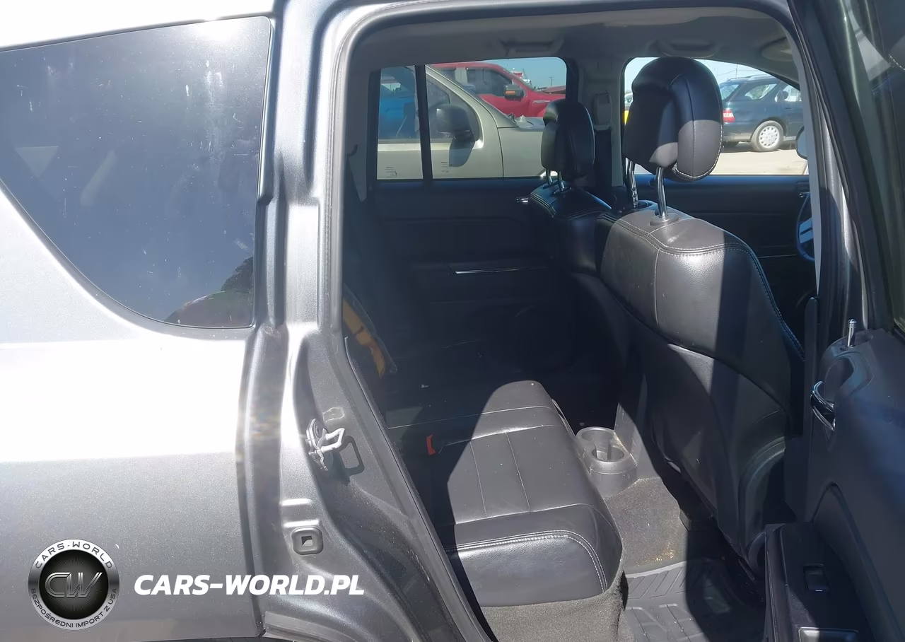 2012 Jeep Compass Limited VIN:1C4NJCCB3CD601840 - 8