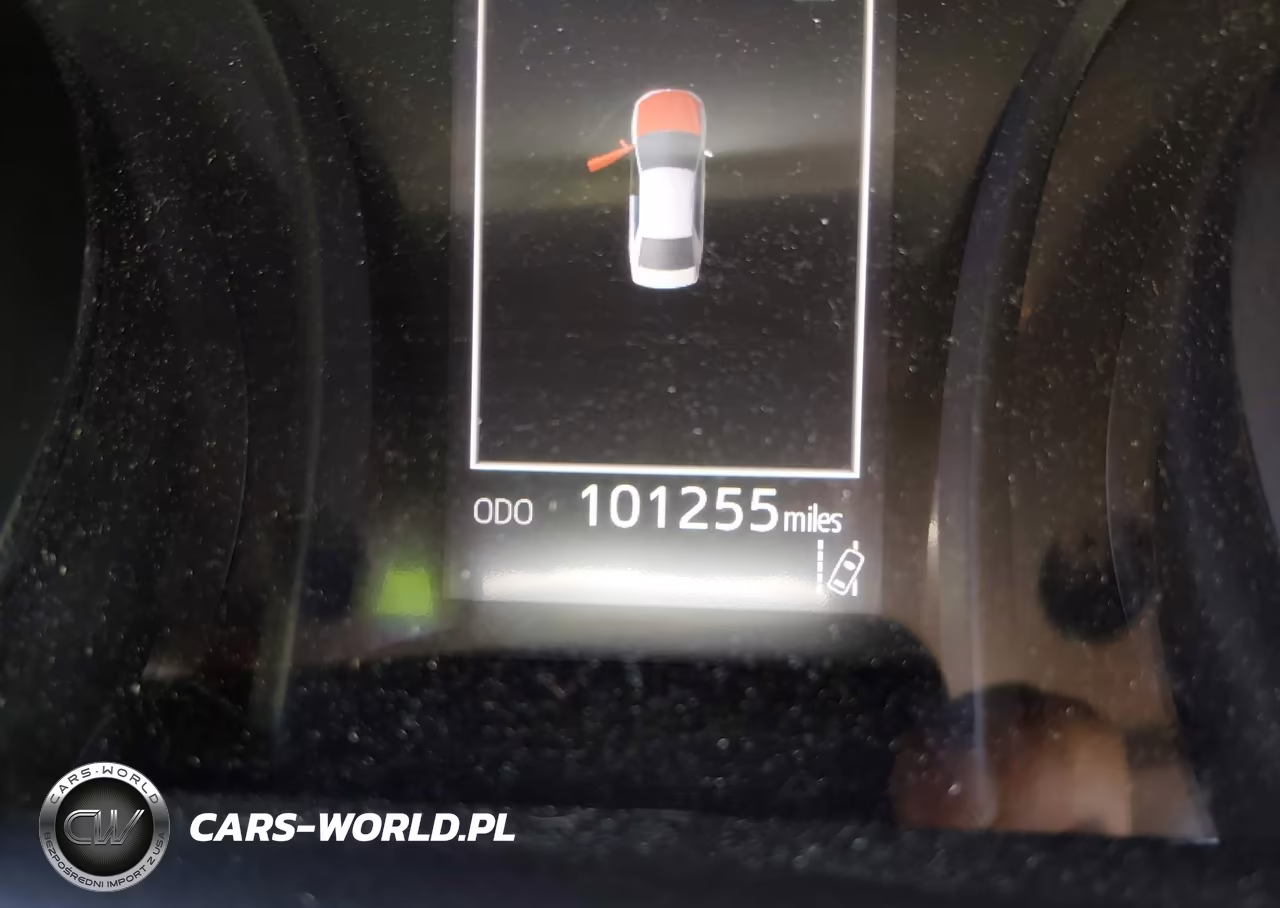 2020 Toyota Camry Le VIN:4T1C11AK9LU872735 - 16