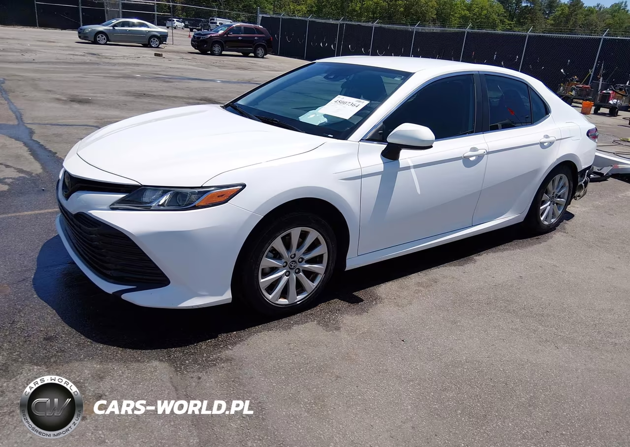 2020 Toyota Camry Le VIN:4T1C11AK9LU872735 - 2