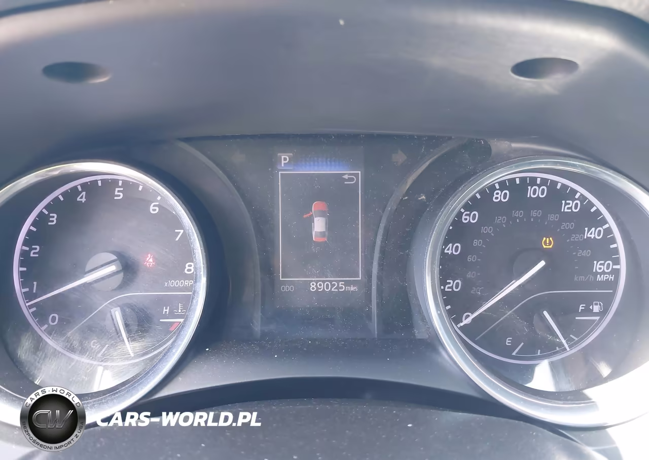 2020 Toyota Camry Le VIN:4T1C11AK7LU311918 - 7