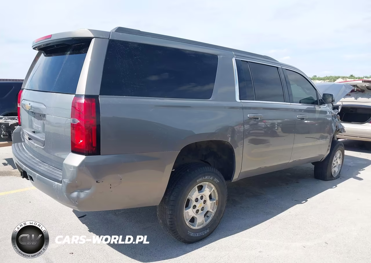 2018 Chevrolet Suburban Lt VIN:1GNSKHKC1JR167495 - 4