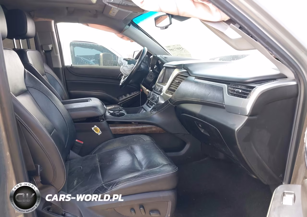 2018 Chevrolet Suburban Lt VIN:1GNSKHKC1JR167495 - 5