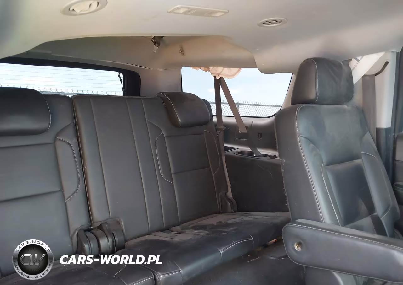 2018 Chevrolet Suburban Lt VIN:1GNSKHKC1JR167495 - 8