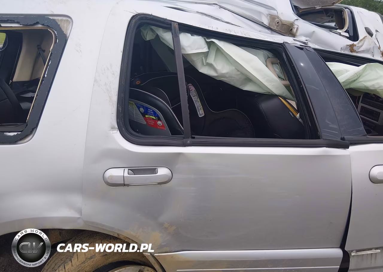 2010 Mercury Mountaineer VIN:4M2EN3HE7AUJ07351 - 8