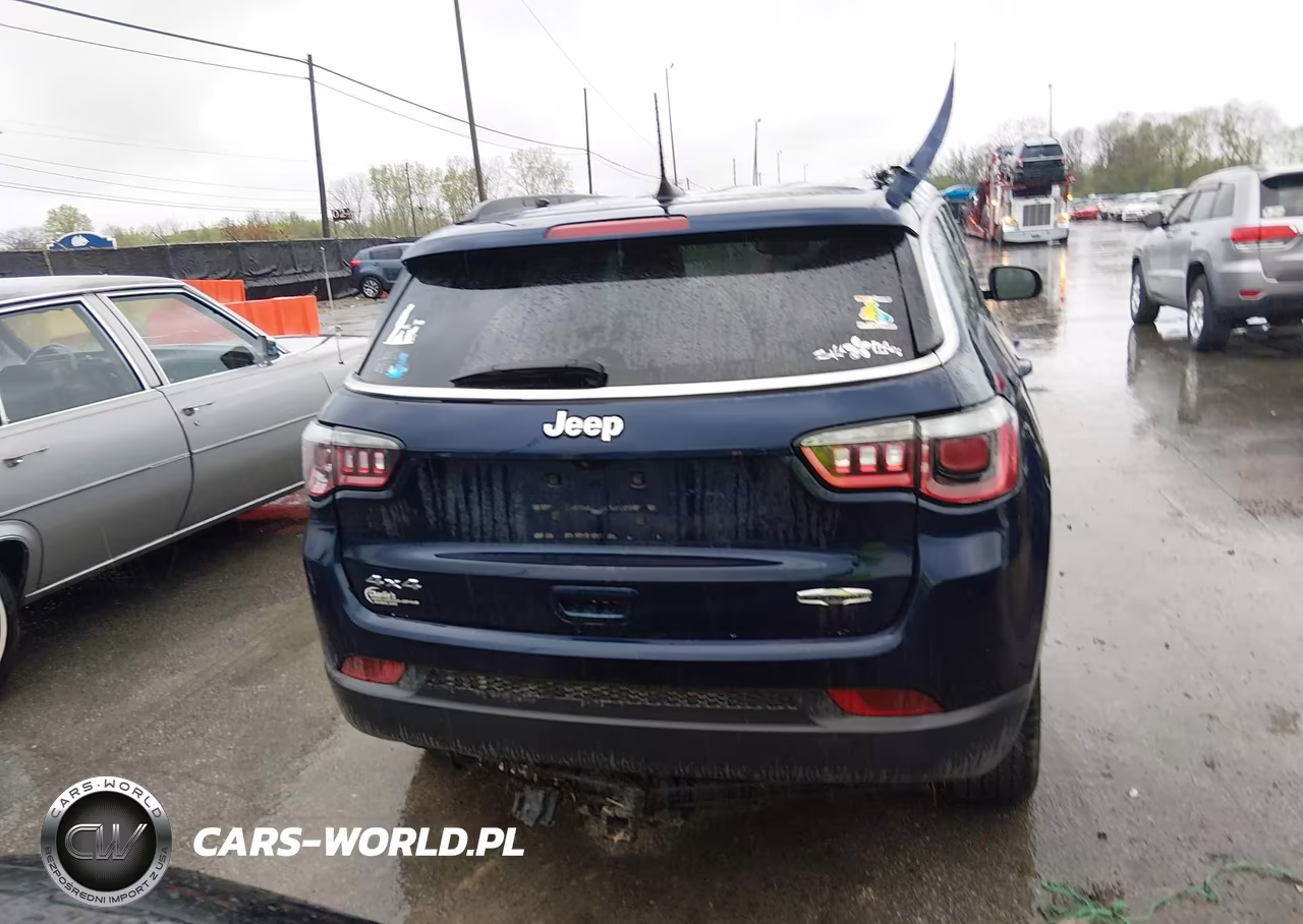 2019 Jeep Compass Latitude 4X4 VIN:3C4NJDBB4KT734218 - 16