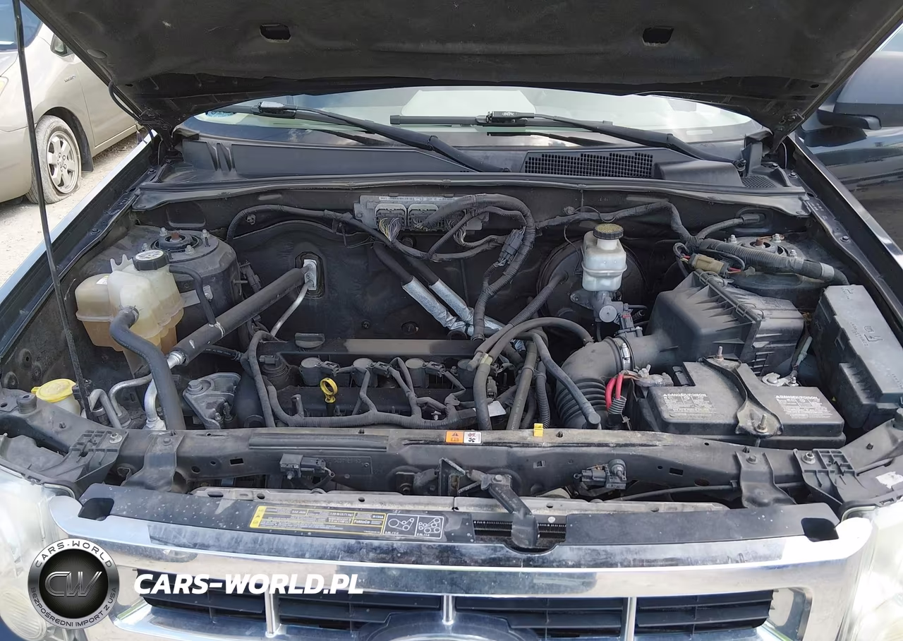 2010 Ford Escape Xls VIN:1FMCU0C78AKB10855 - 10