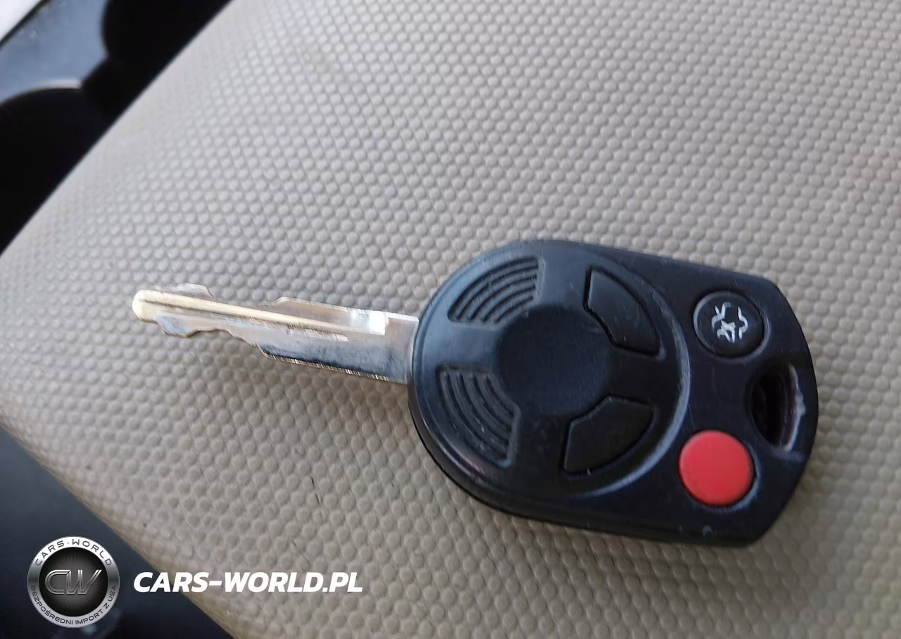 2010 Ford Escape Xls VIN:1FMCU0C78AKB10855 - 11