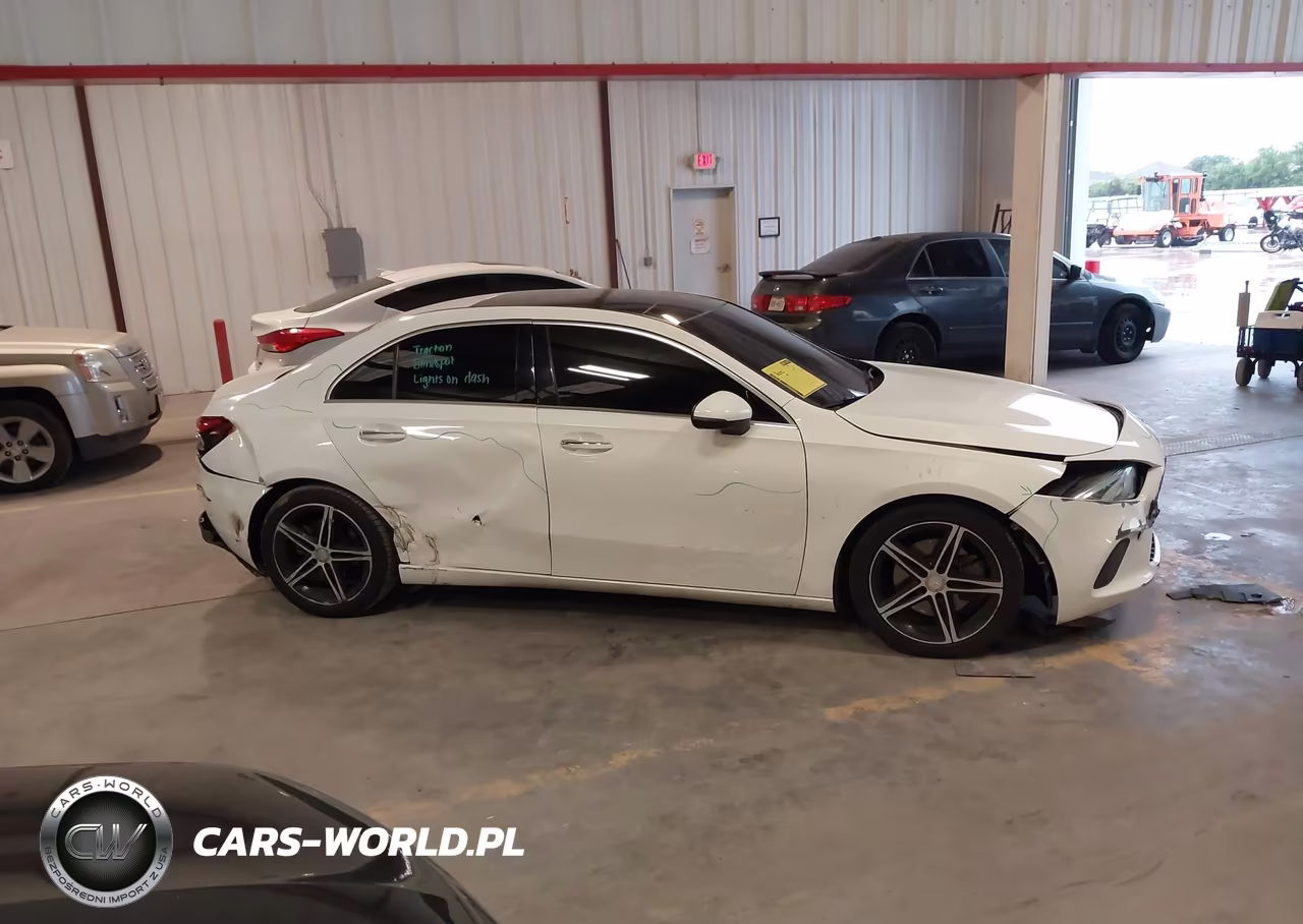 2019 Mercedes-Benz A 220 VIN:WDD3G4EBXKW015539 - 13