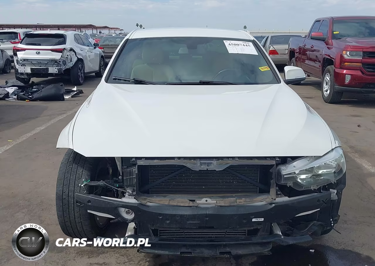 2016 BMW 320I VIN:WBA8E1G50GNU10044 - 13