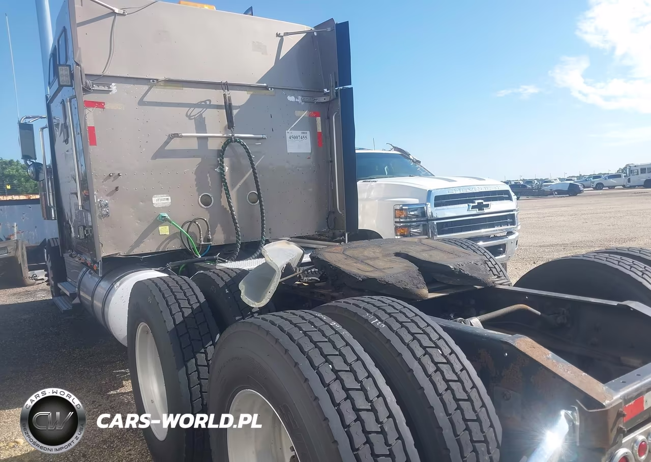2005 International 9900 9900Ix VIN:2HSCKAPR95C129380 - 3