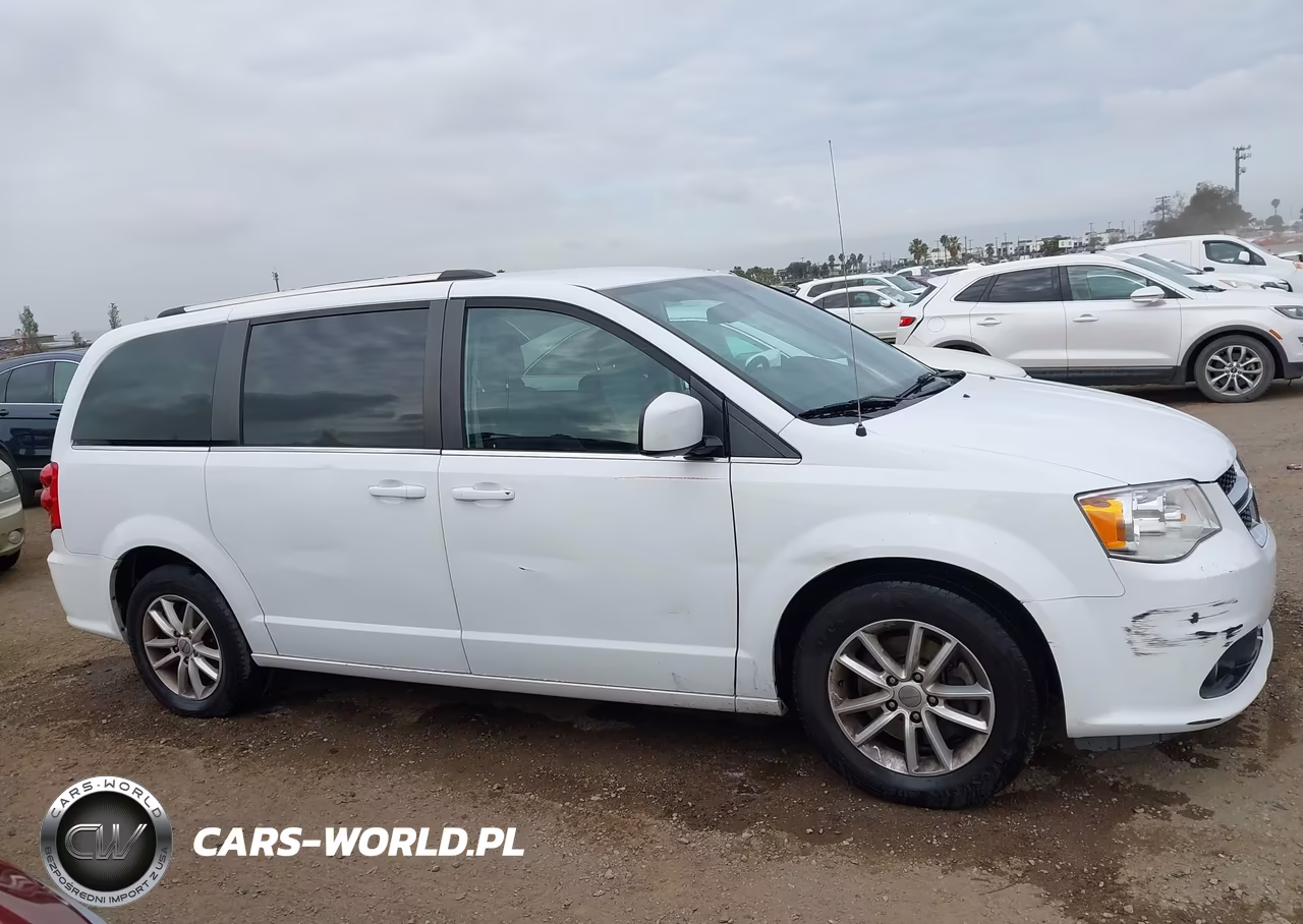 2018 Dodge Grand Caravan Sxt VIN:2C4RDGCG1JR241280 - 13