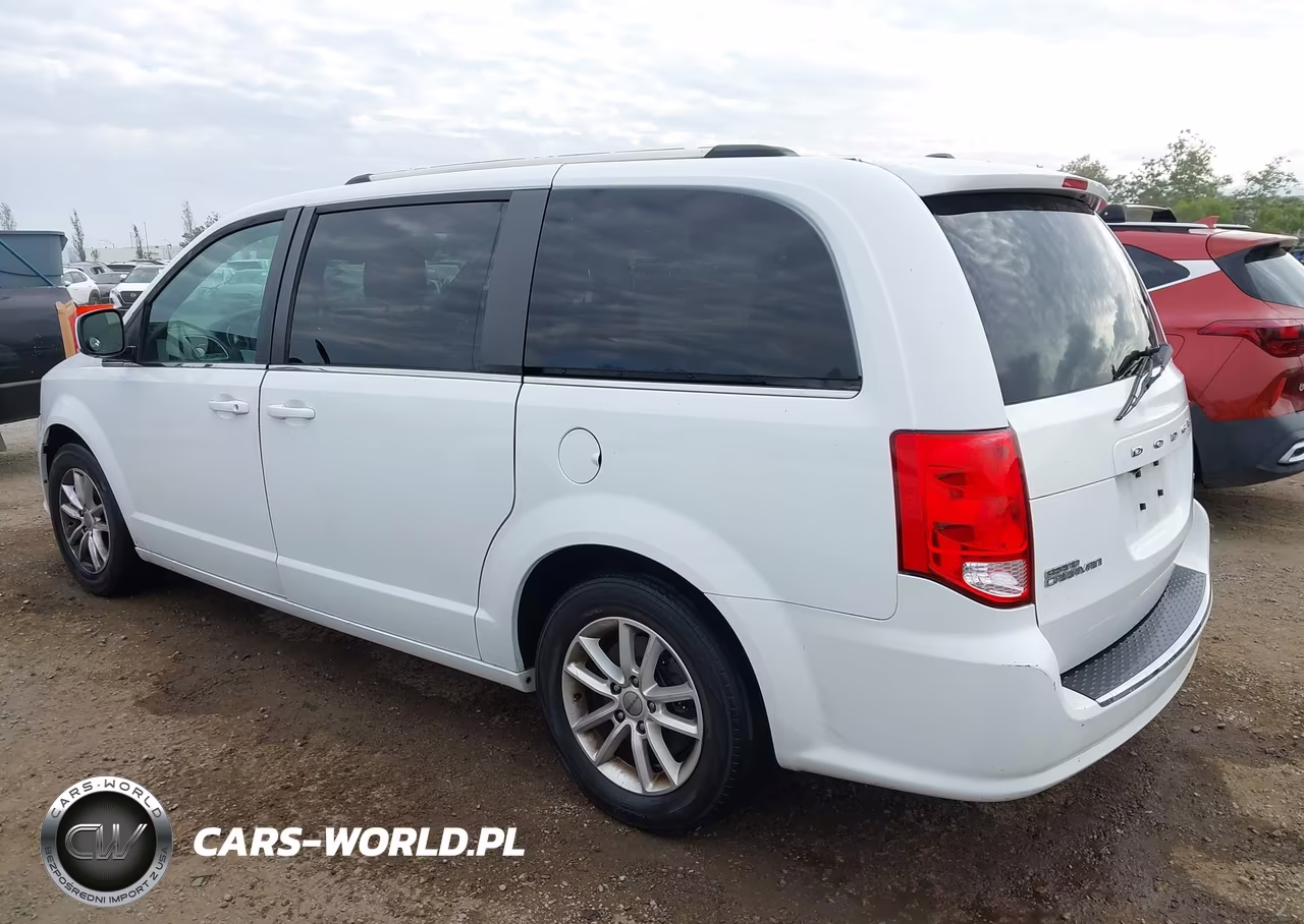 2018 Dodge Grand Caravan Sxt VIN:2C4RDGCG1JR241280 - 3