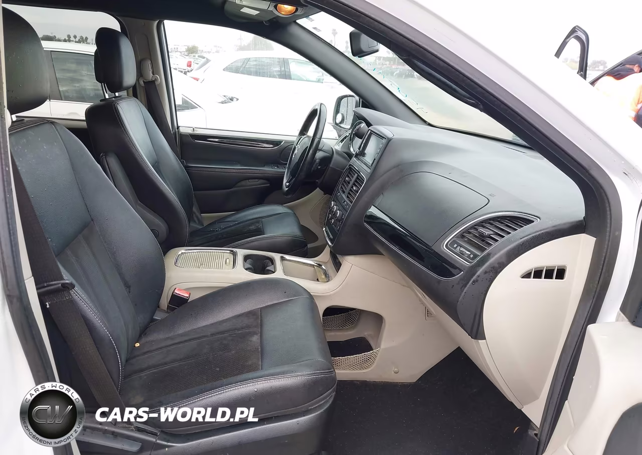 2018 Dodge Grand Caravan Sxt VIN:2C4RDGCG1JR241280 - 5