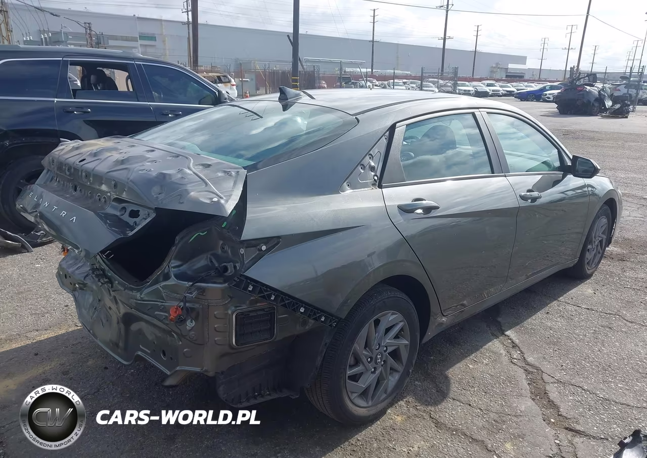 2024 Hyundai Elantra Sel VIN:KMHLM4DG3RU708423 - 4