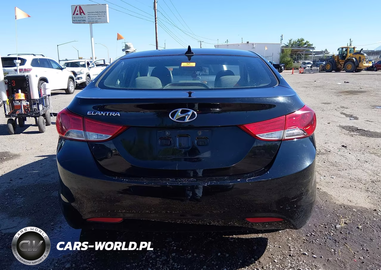 2012 Hyundai Elantra Gls VIN:5NPDH4AEXCH102697 - 15