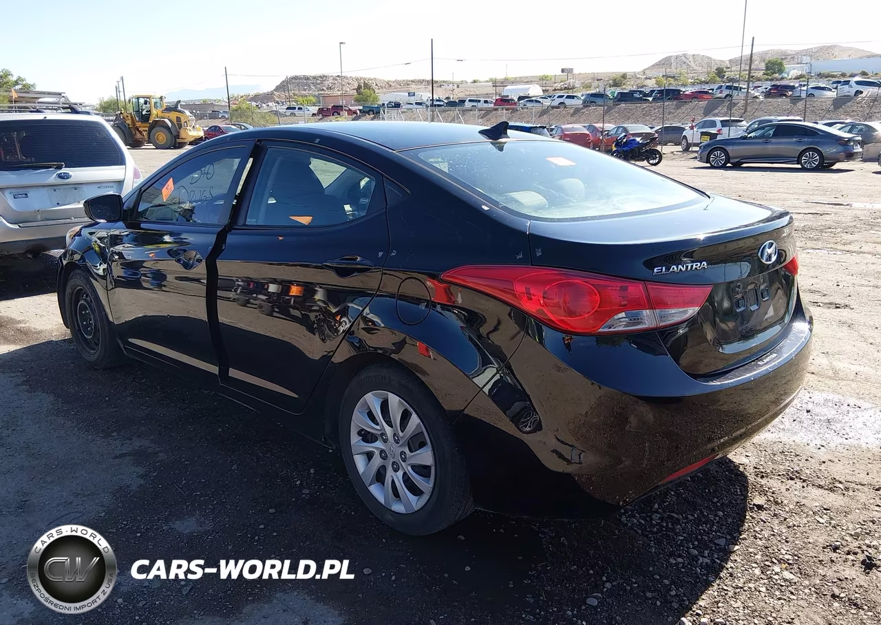 2012 Hyundai Elantra Gls VIN:5NPDH4AEXCH102697 - 3