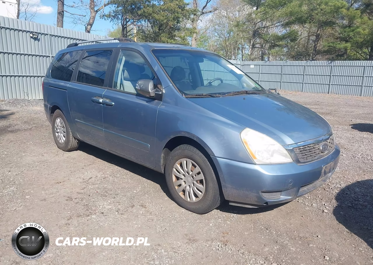 2012 Kia Sedona Lx