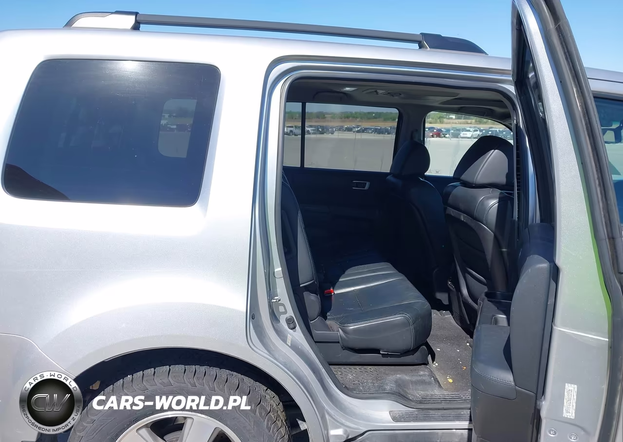 2010 Honda Pilot Ex-L VIN:5FNYF4H67AB032531 - 8