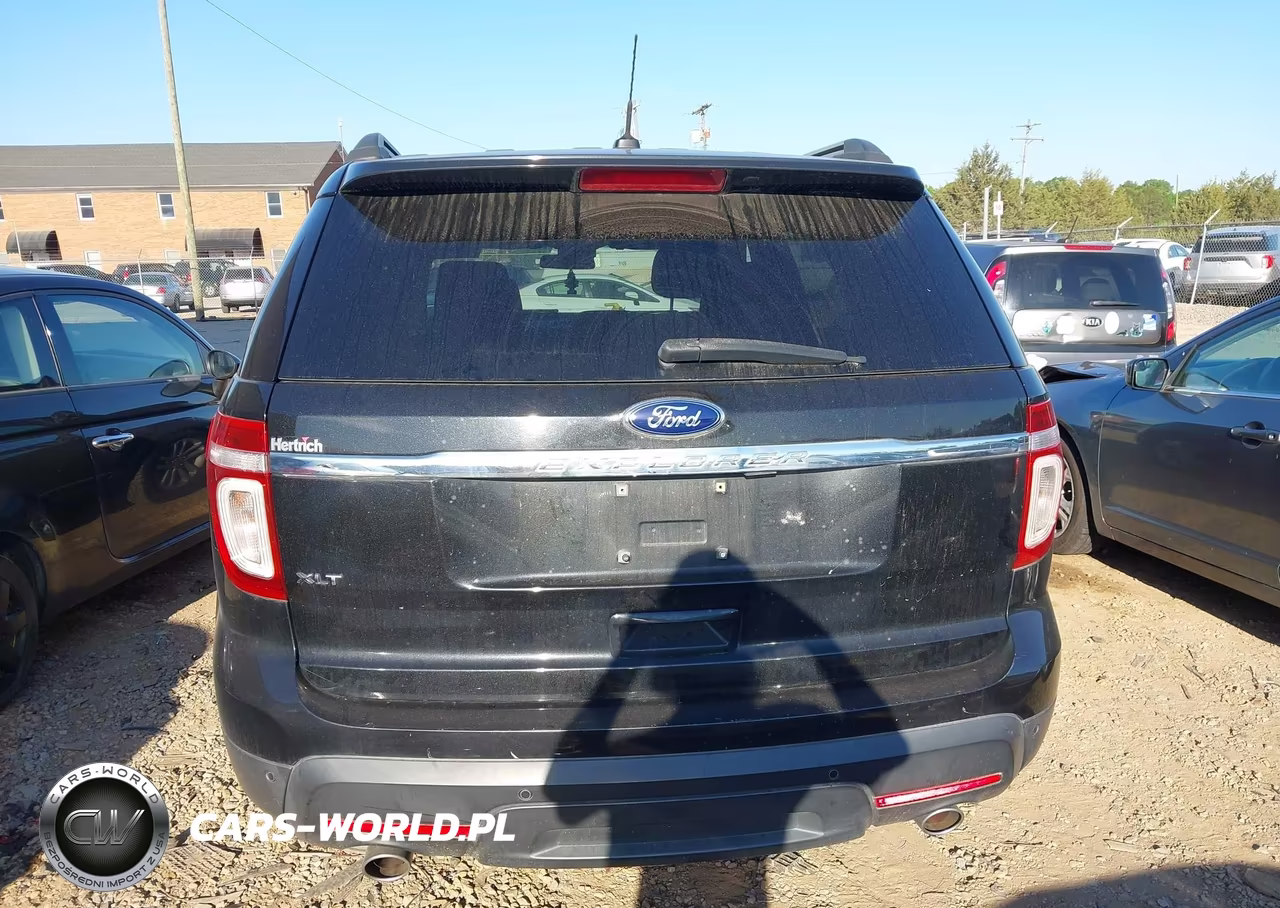 2015 Ford Explorer Xlt VIN:1FM5K7D85FGA92114 - 16