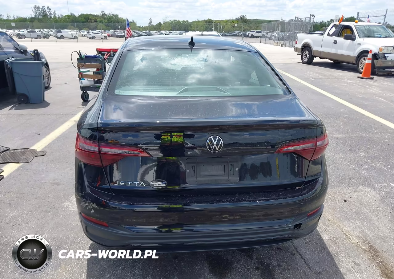 2023 Volkswagen Jetta 1.5T S VIN:3VW5M7BU7PM021998 - 17