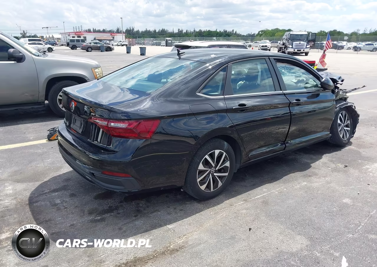 2023 Volkswagen Jetta 1.5T S VIN:3VW5M7BU7PM021998 - 4