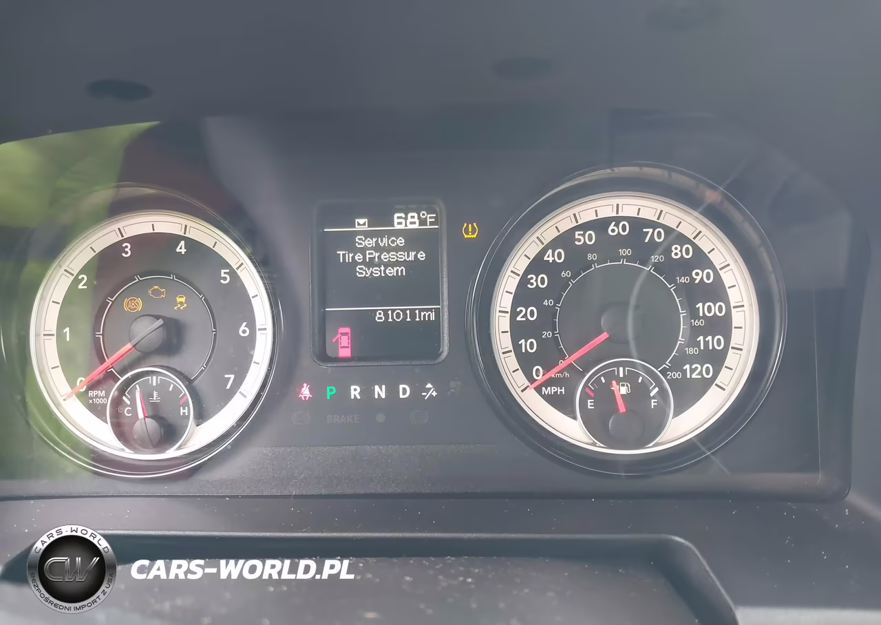 2019 Ram 1500 Classic Tradesman 4X2 8' Box VIN:3C6JR6DG5KG511777 - 7