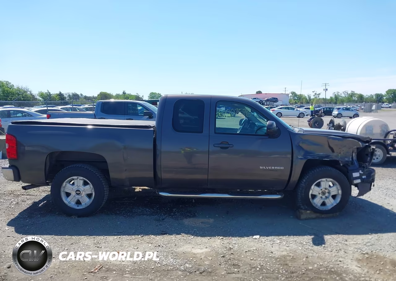 2011 Chevrolet Silverado 1500 Lt VIN:1GCRKSE35BZ109326 - 13