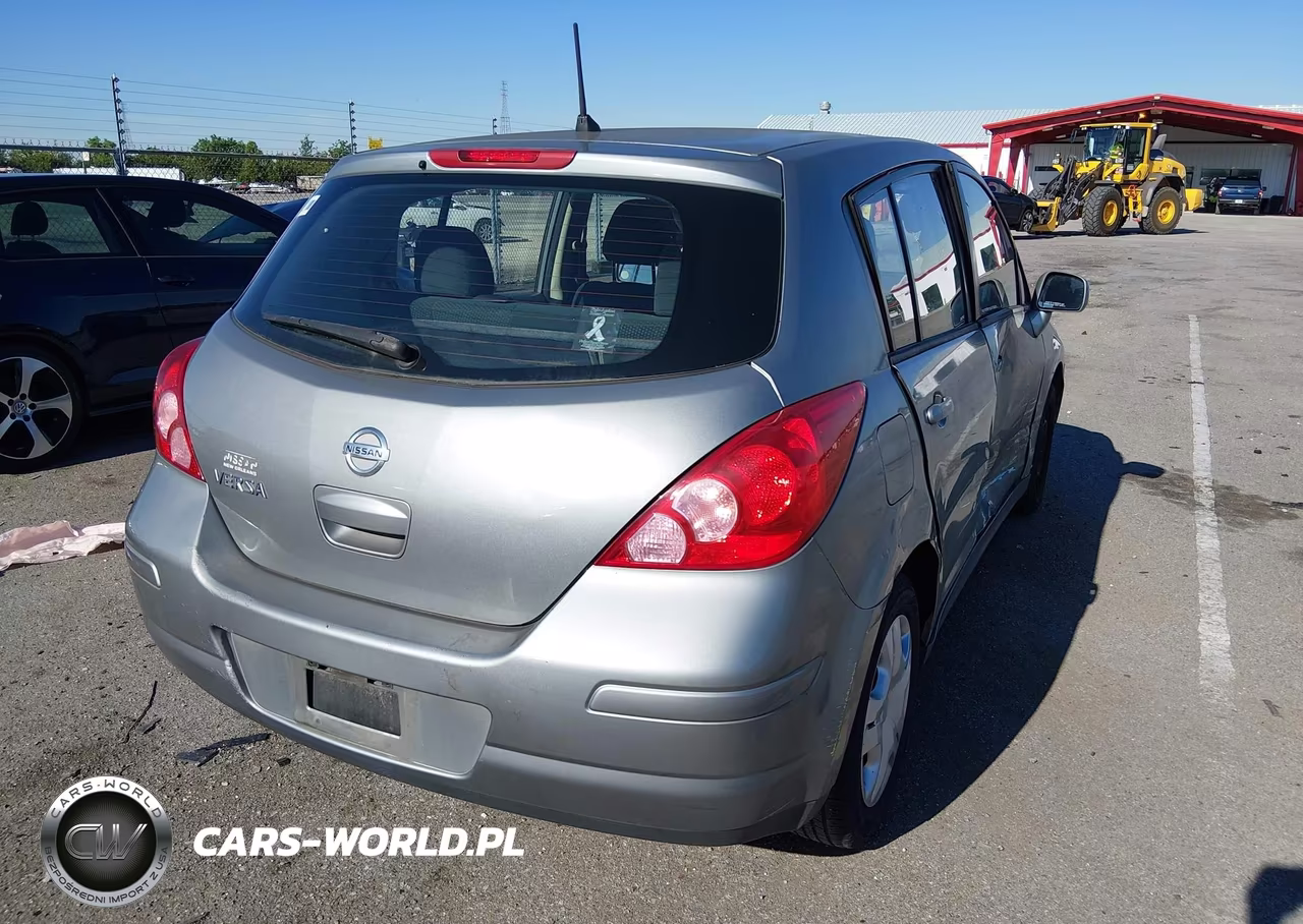 2011 Nissan Versa 1.8S VIN:3N1BC1CP7BL517819 - 4