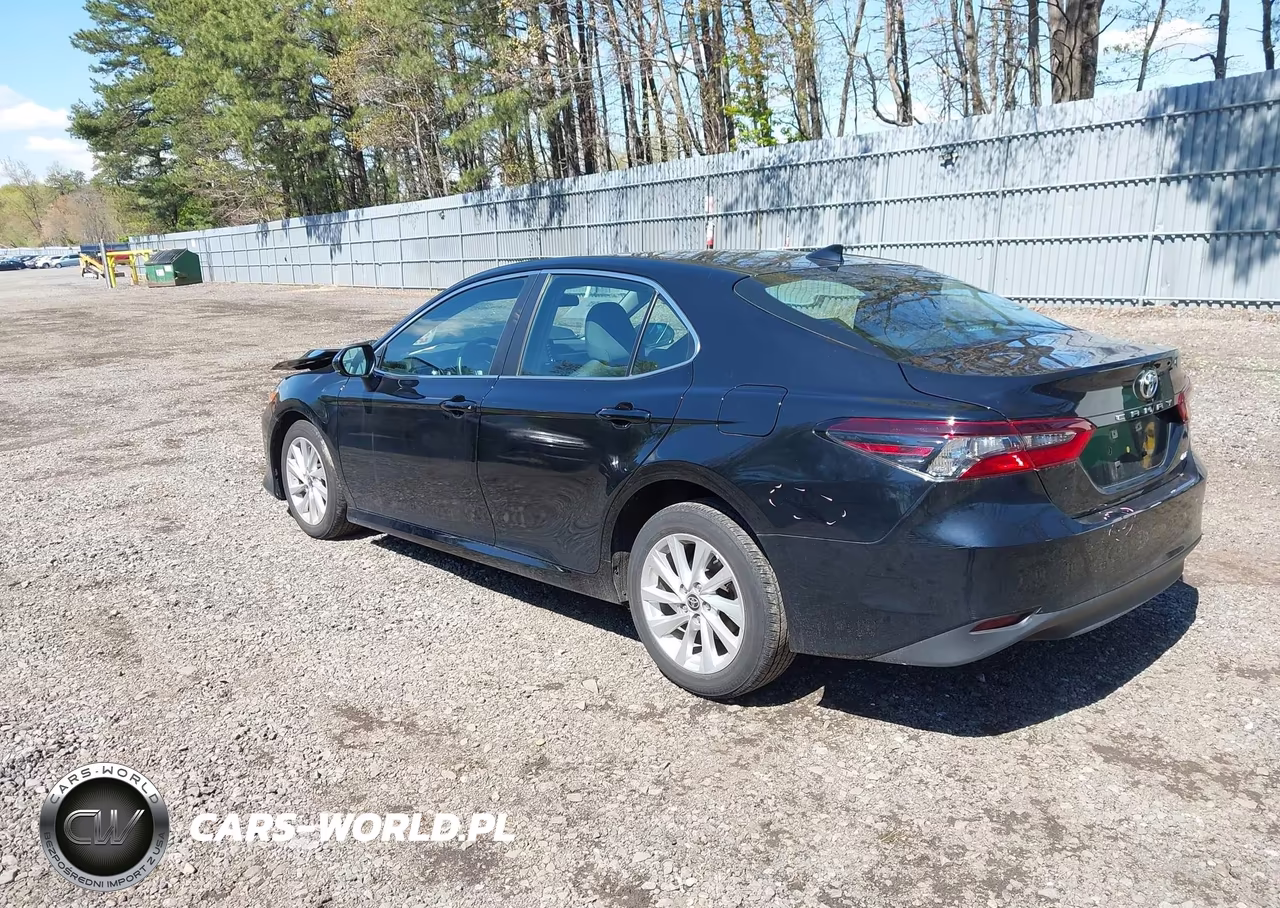 2024 Toyota Camry Le VIN:4T1C11AK8RU851500 - 3