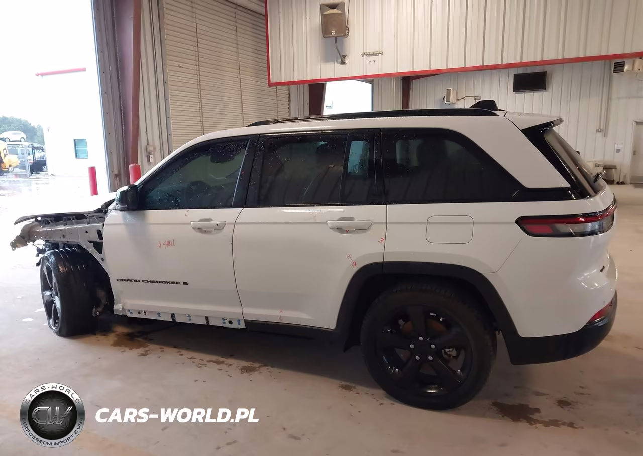 2024 Jeep Grand Cherokee Limited 4X4 VIN:1C4RJHBG4RC128332 - 15
