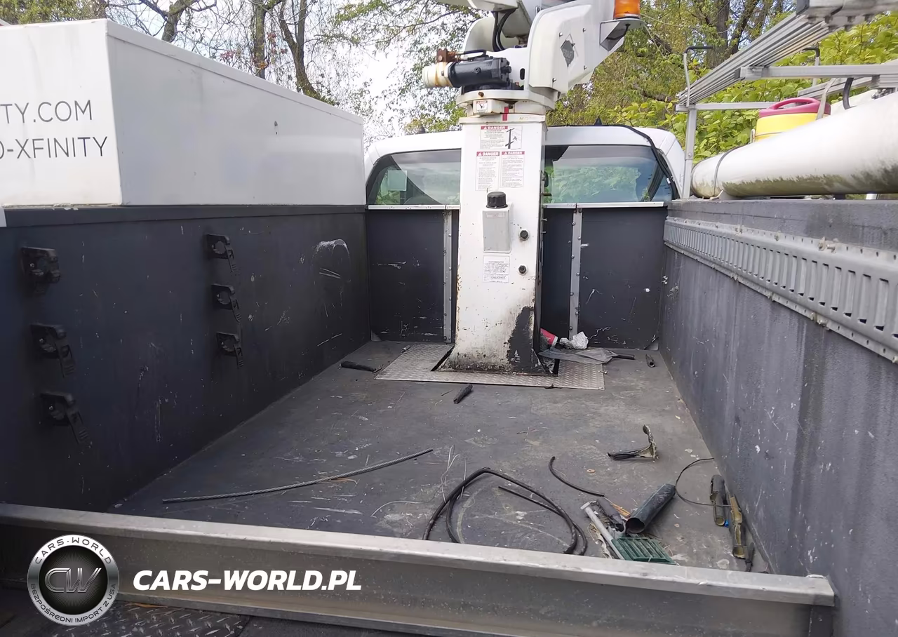 2008 Ford F-450 Chassis Xl-Xlt VIN:1FDXF46YX8EA49699 - 8