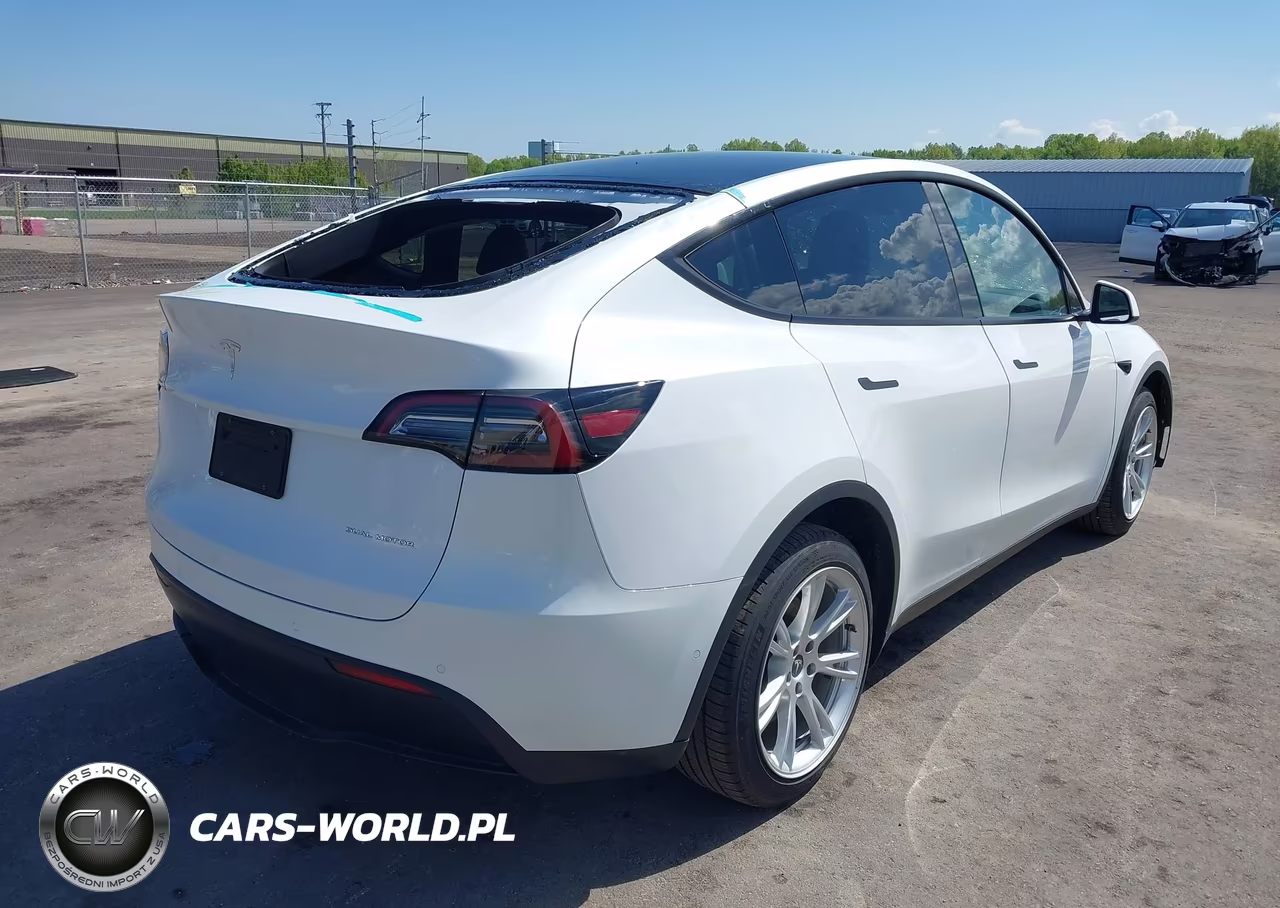 2022 Tesla Model Y Long Range Dual Motor All-Wheel Drive VIN:7SAYGDEE4NF307693 - 4