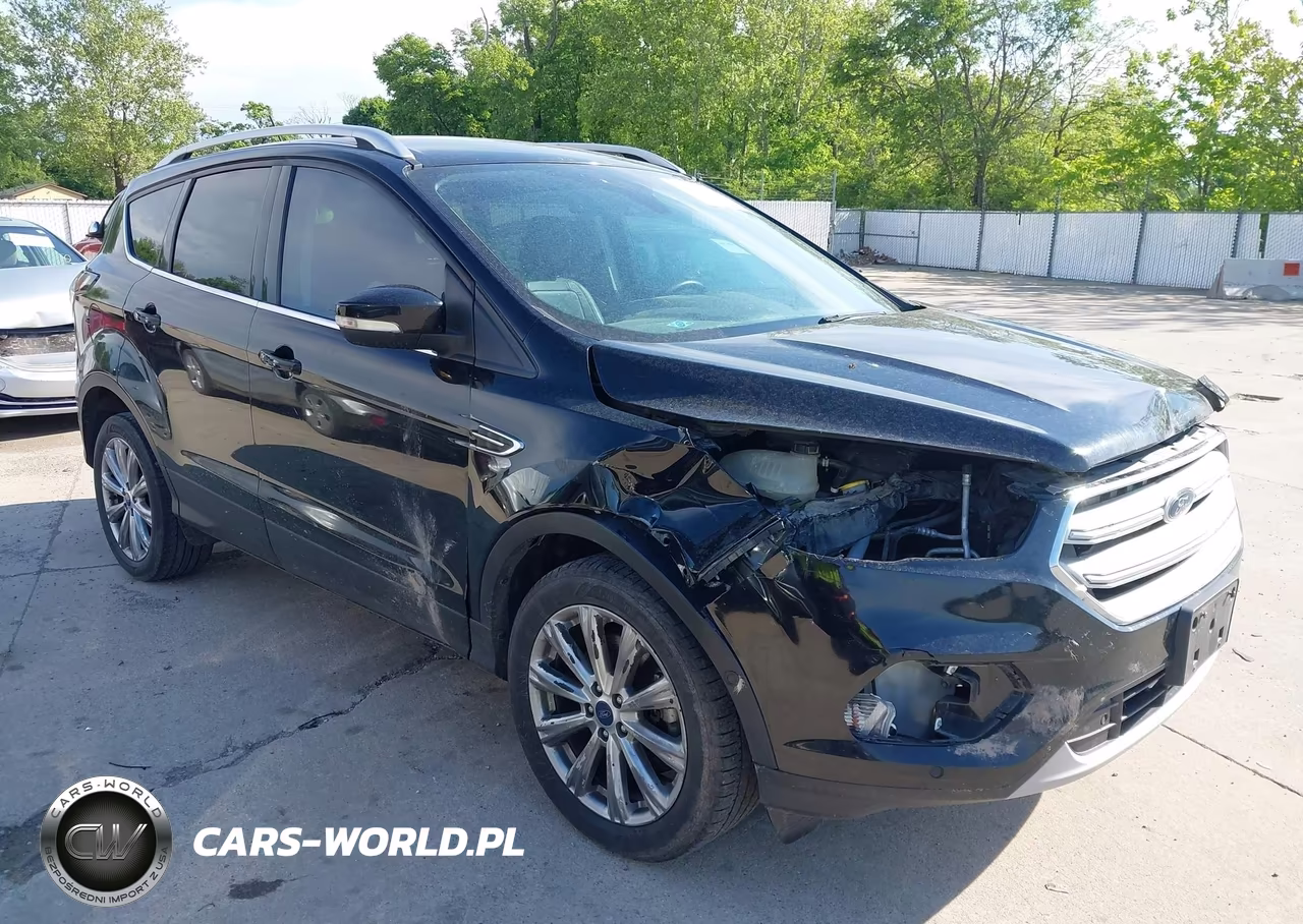 2018 Ford Escape Titanium – zdjęcie 1 z 17