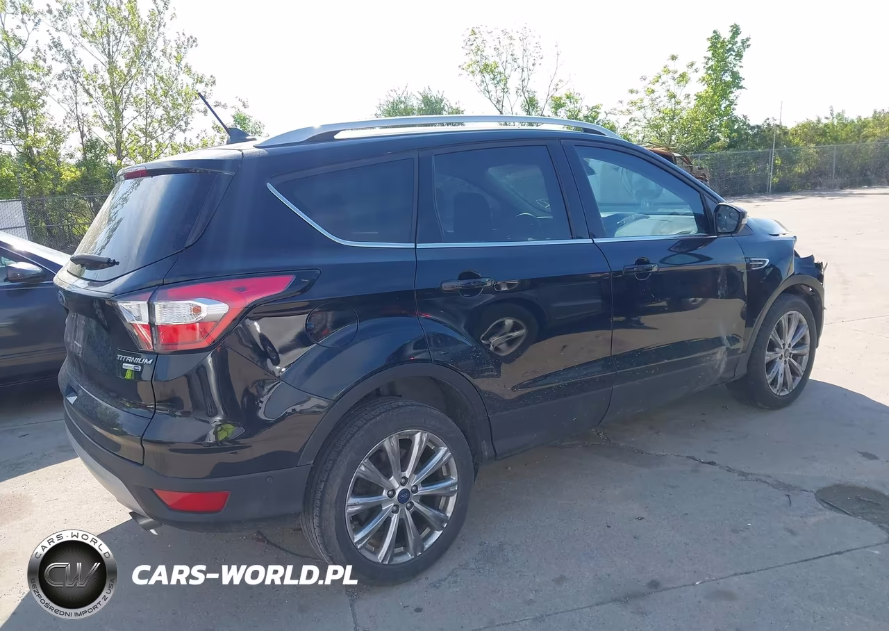 2018 Ford Escape Titanium VIN:1FMCU9J98JUA79149 - 4