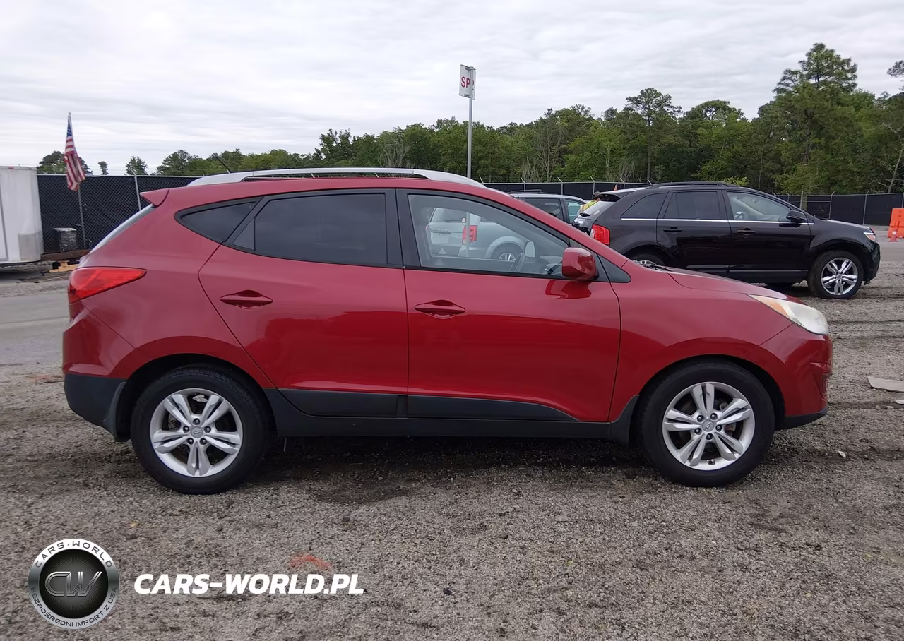 2011 Hyundai Tucson Gls VIN:KM8JU3AC2BU243660 - 13