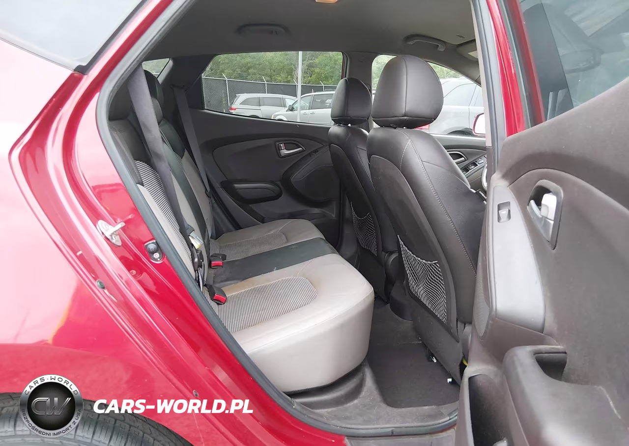 2011 Hyundai Tucson Gls VIN:KM8JU3AC2BU243660 - 8