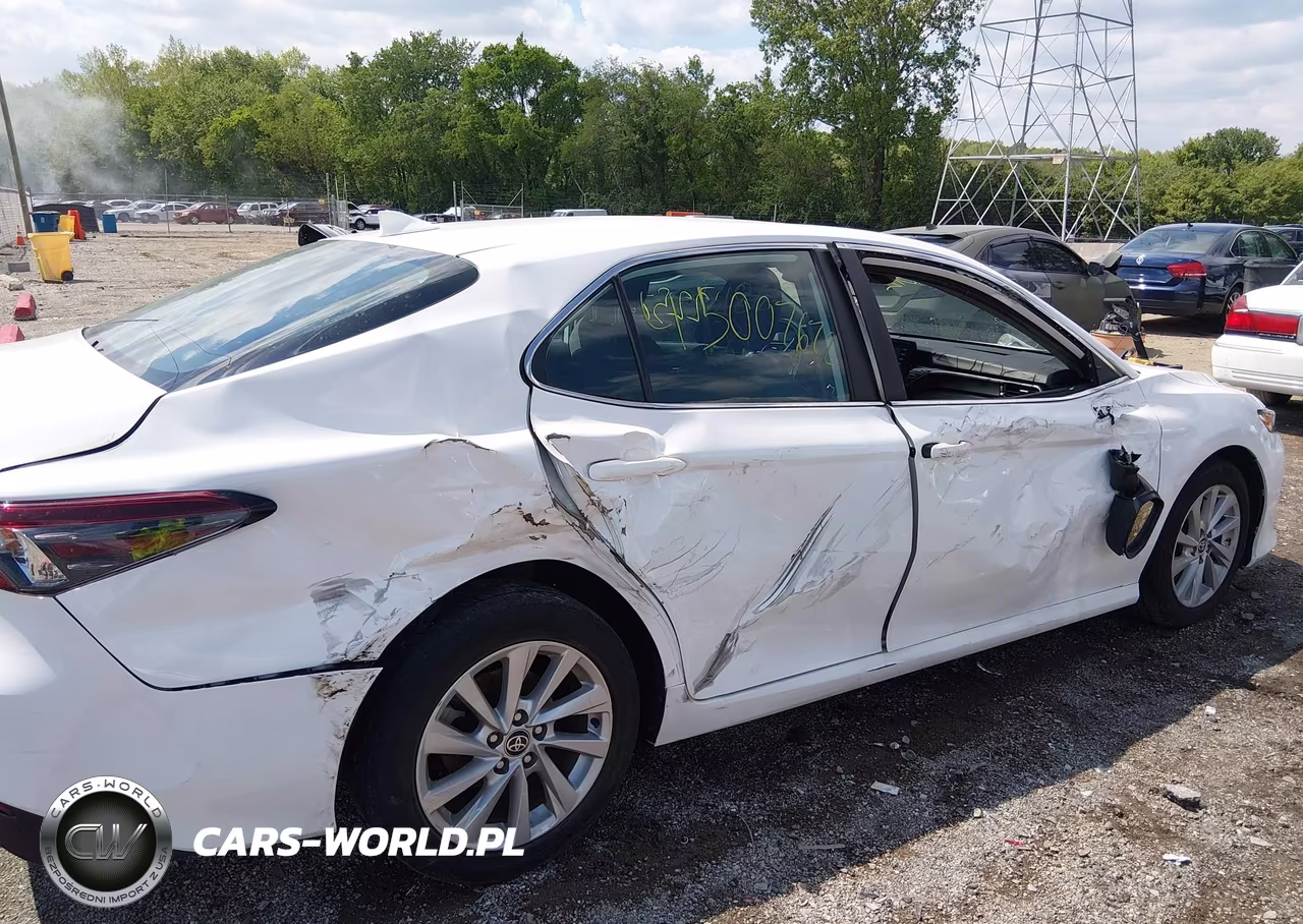 2023 Toyota Camry Le VIN:4T1C11AK7PU136186 - 6