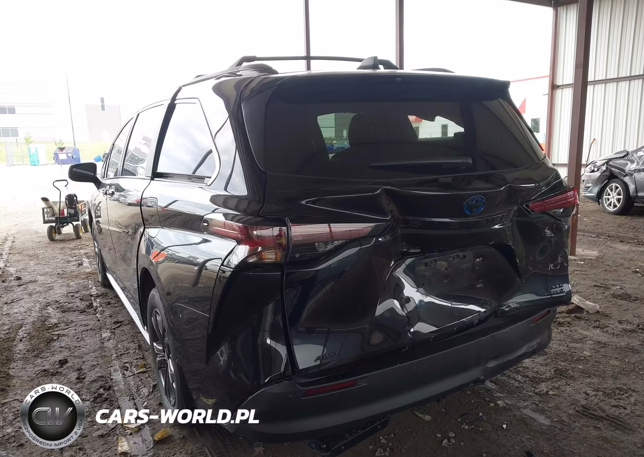 2024 Toyota Sienna Le-Limited-Platinum-Woodland Edition-Xle-Xse VIN:5TDCSKFC5RS113067 - 3