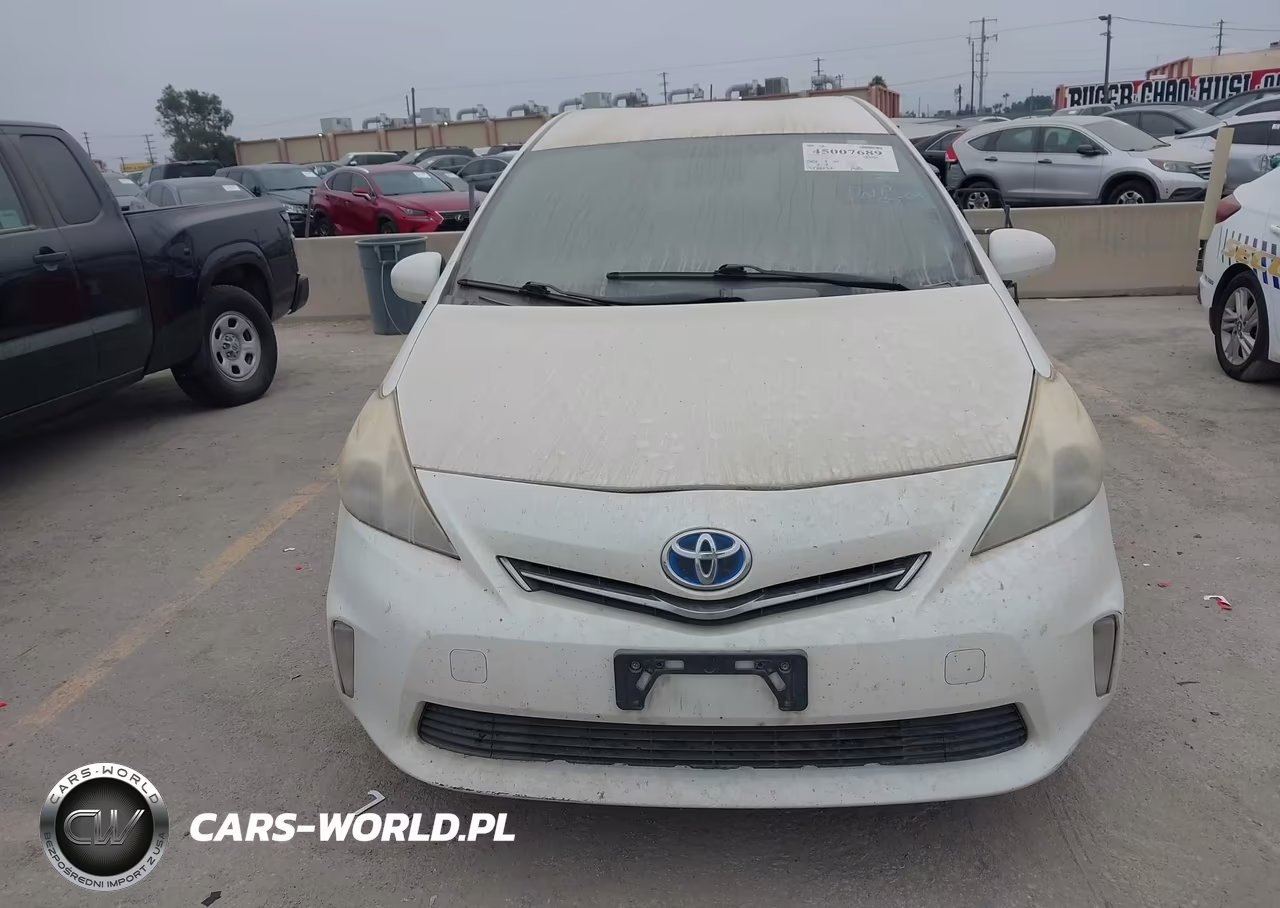 2014 Toyota Prius V Five-Three-Two VIN:JTDZN3EU0E3334041 - 6