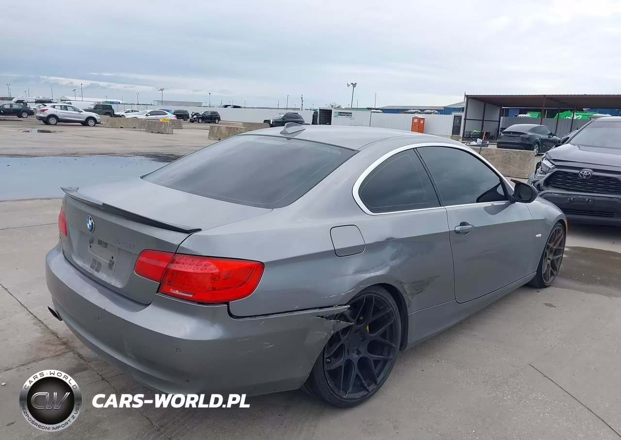 BMW 328I VIN:WBAKE3C57CE769523 - 4