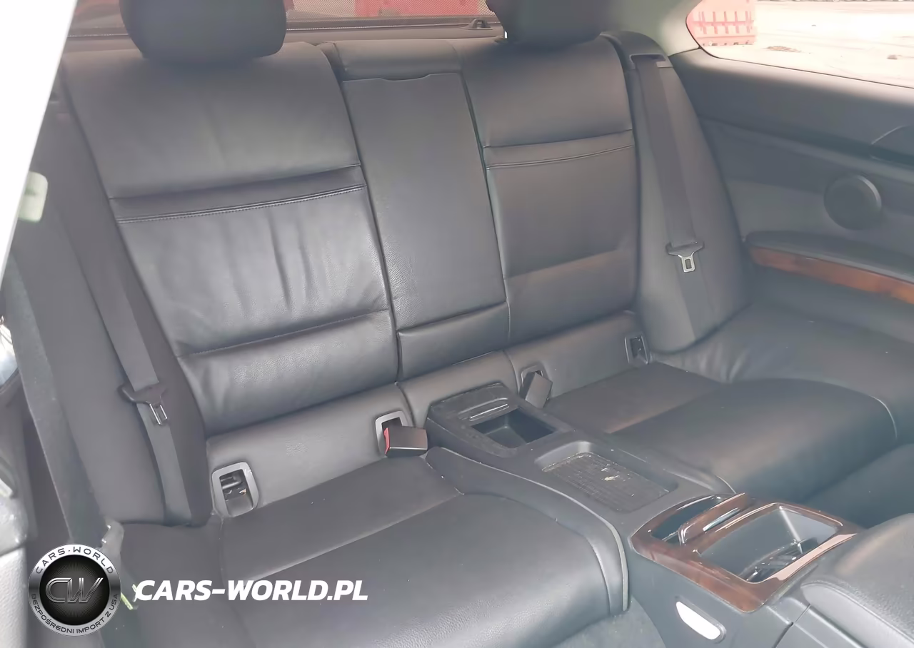 BMW 328I VIN:WBAKE3C57CE769523 - 8