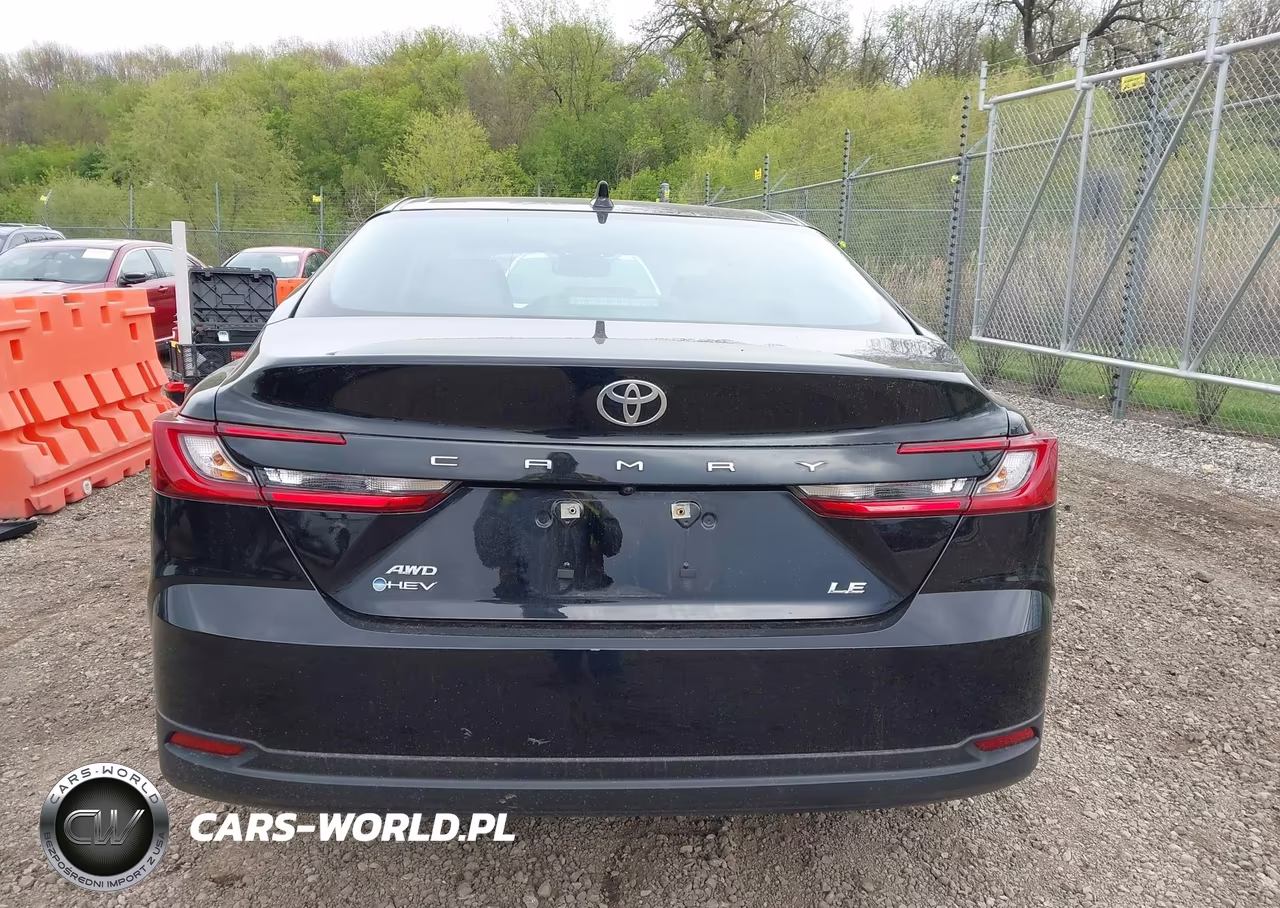 2025 Toyota Camry Le VIN:4T1DBADK1SU011108 - 16