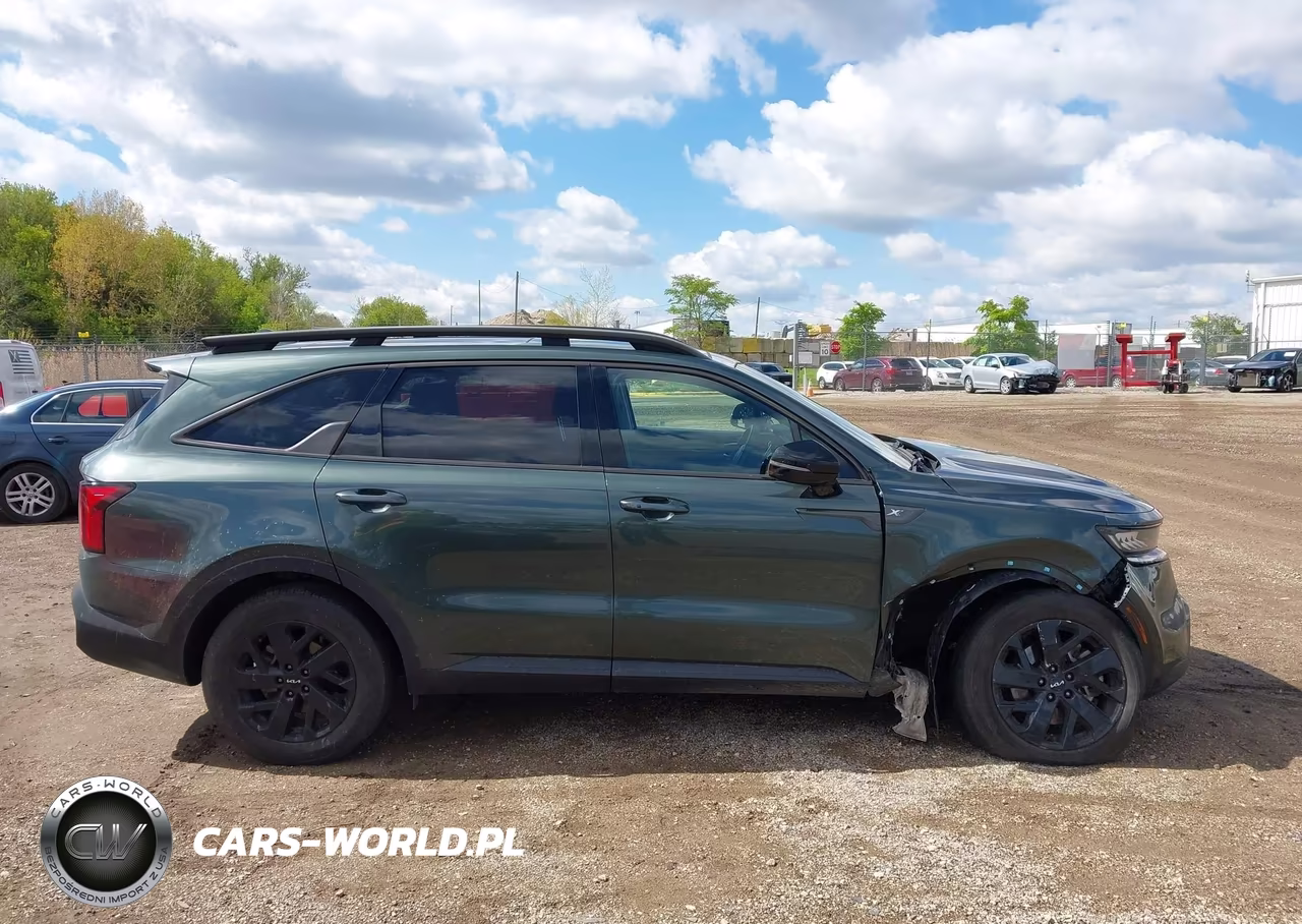 2023 Kia Sorento X-Line S VIN:5XYRLDLC5PG235638 - 13